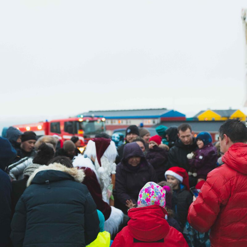 Nuuk-citizens-meeting-santa-for-christmas